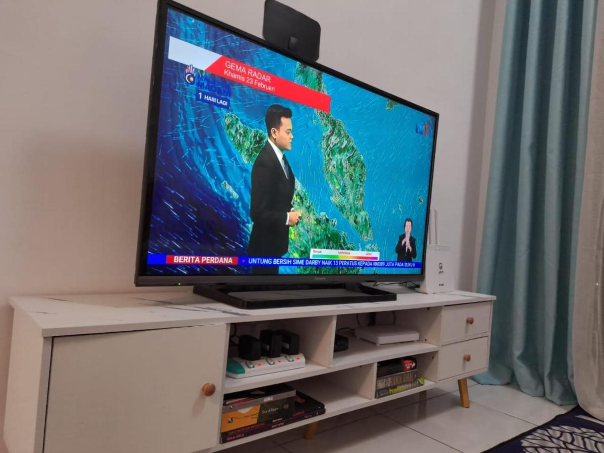 Impiana Homestay Near Putrajaya, Cyberjaya, Musliem Only,Wifi,Netflix Kampung Dengkil Eksteriør bilde