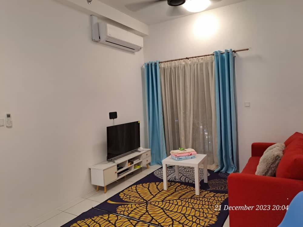 Impiana Homestay Near Putrajaya, Cyberjaya, Musliem Only,Wifi,Netflix Kampung Dengkil Eksteriør bilde